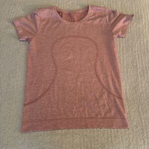 Lululemon Swiftly Tech Short-Sleeve Shirt, size 8